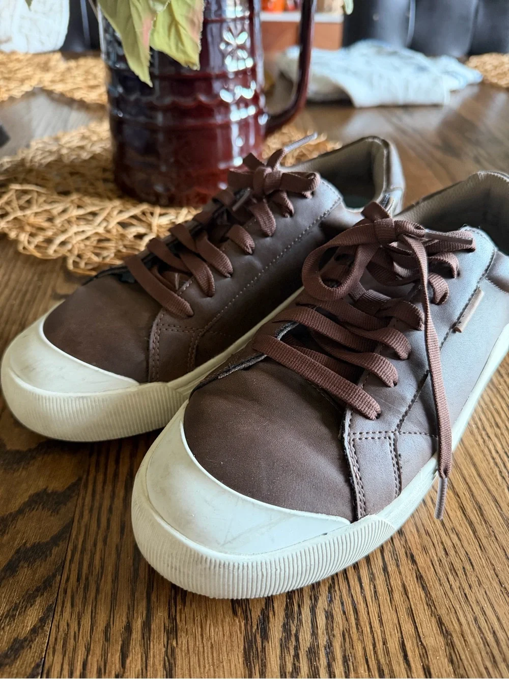 Dr. Scholl’s Time Off Brown Sneakers Women’s 9M Comfort Shoes Size 9M